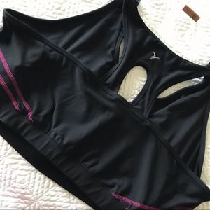 NEW Old Navy Sports Bra